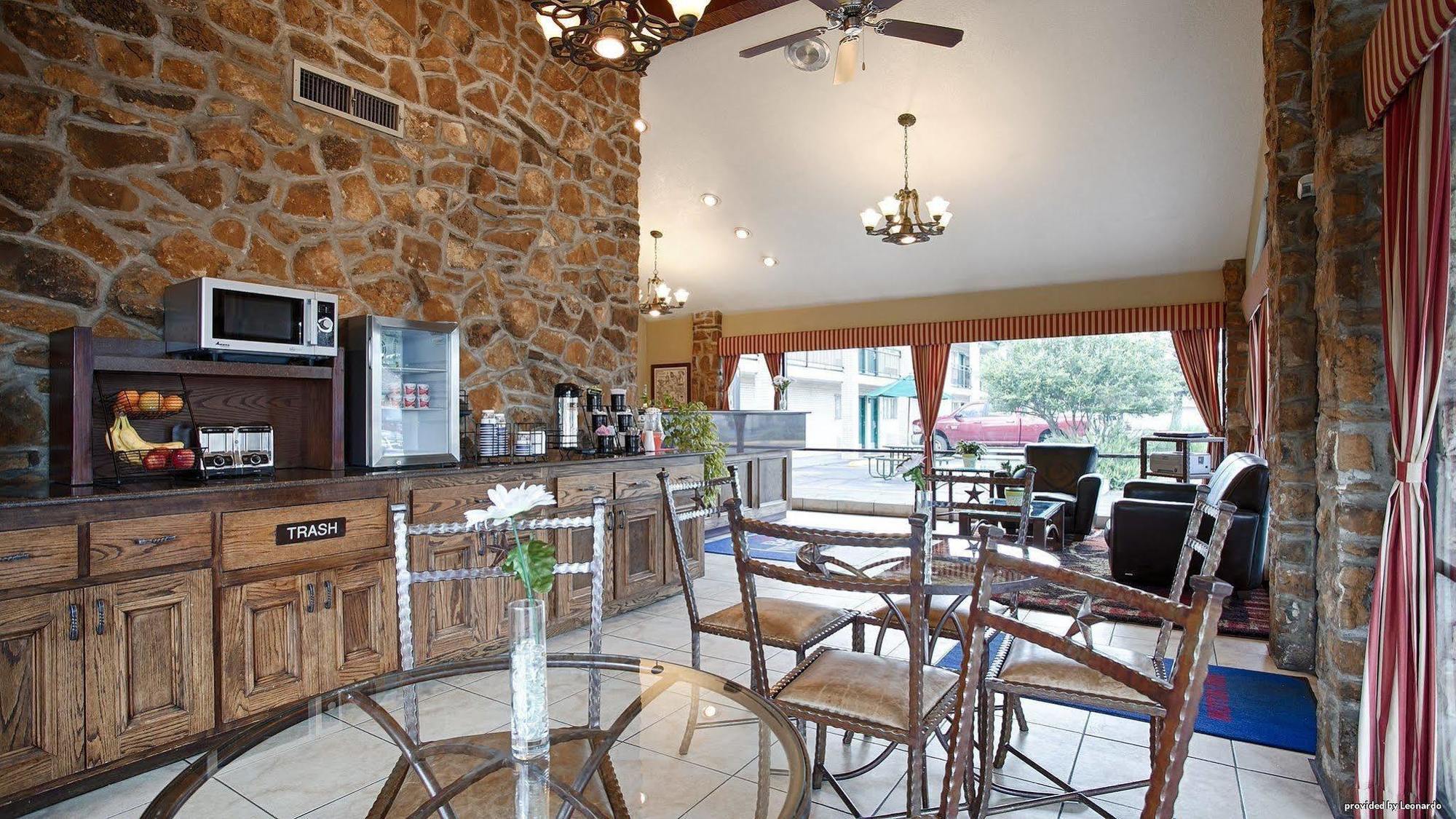 Days Inn By Wyndham Gatesville Εξωτερικό φωτογραφία